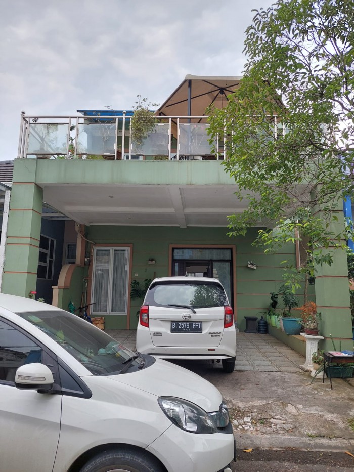 Rumah disewakan di Picadilly Lippo Cikarang